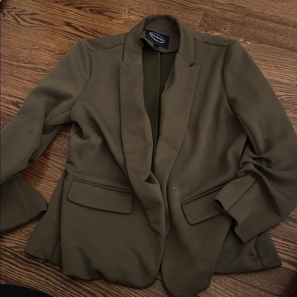 Scoop olive green blazer
